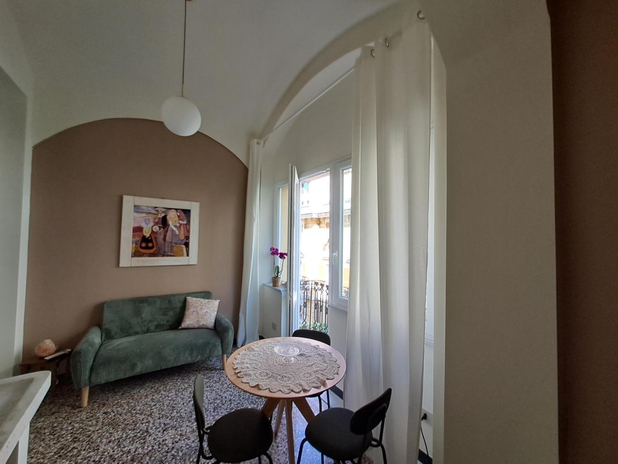 L'Alcova B&B, A Due Passi Dal Centro ジェノヴァ エクステリア 写真