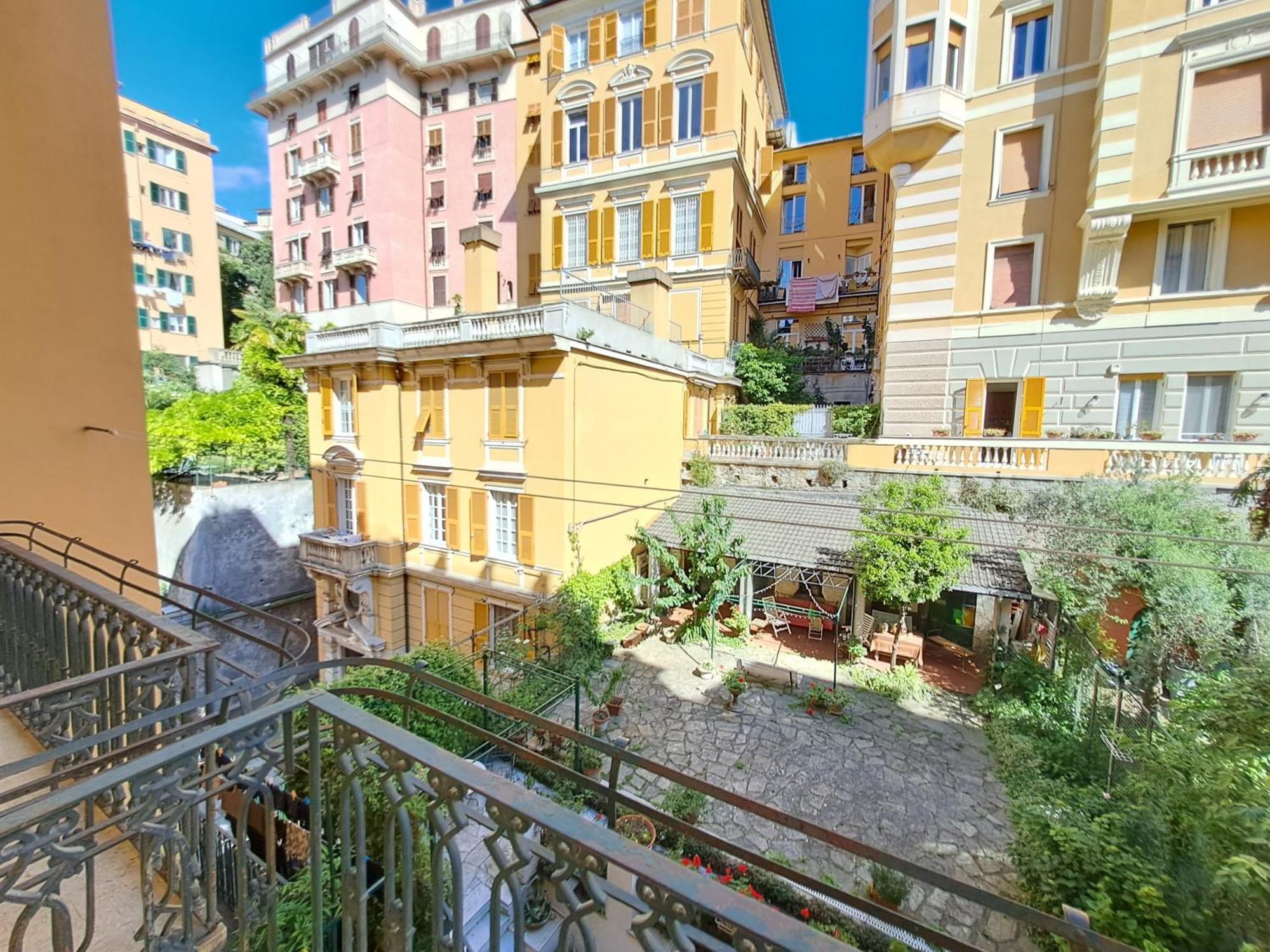 L'Alcova B&B, A Due Passi Dal Centro ジェノヴァ エクステリア 写真