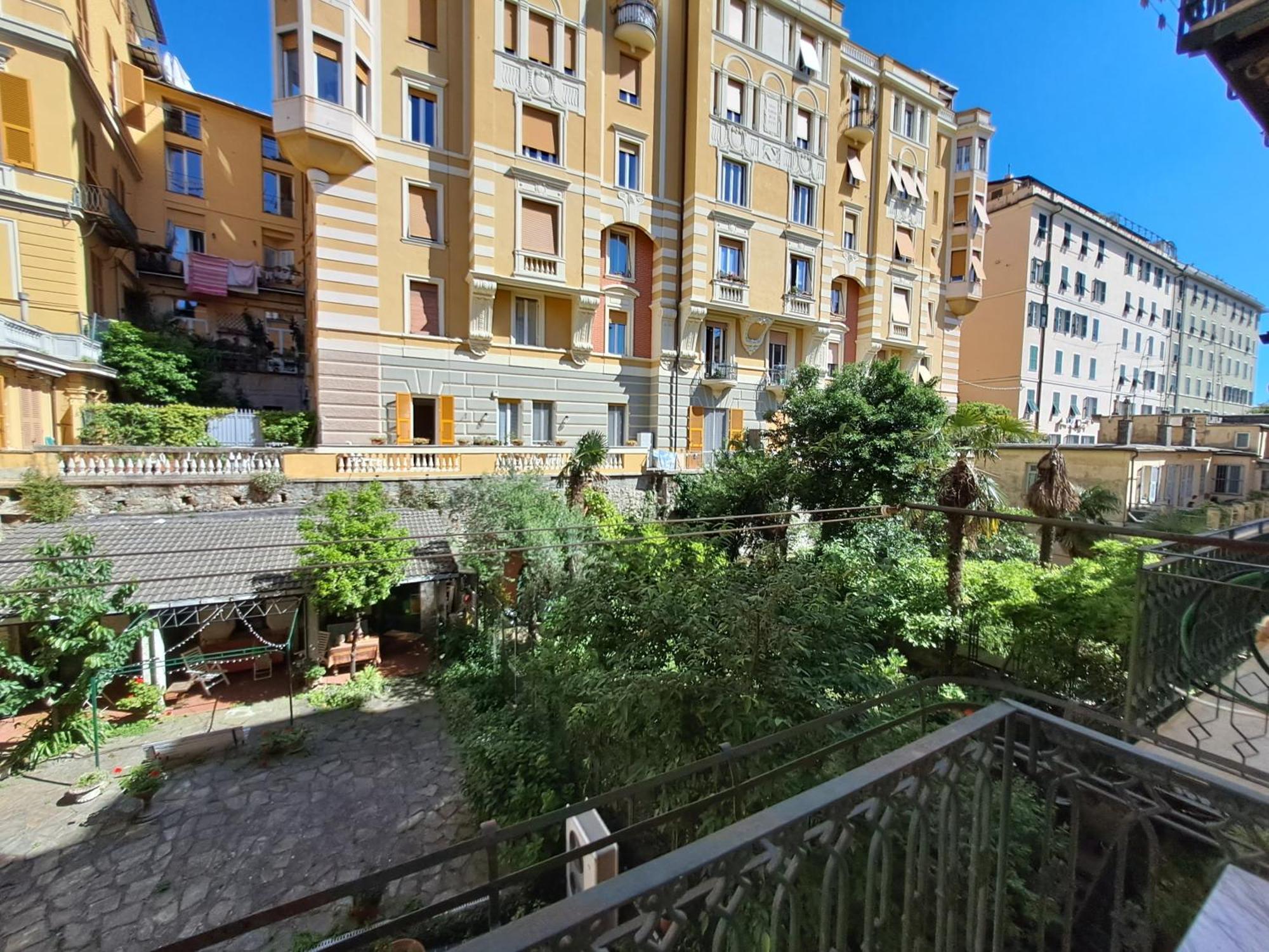 L'Alcova B&B, A Due Passi Dal Centro ジェノヴァ エクステリア 写真